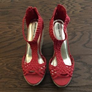 Tangerine-Red Laced Peep Toe Wedged Heels